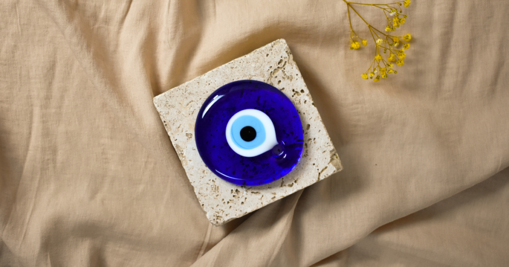 Evil EYE – Don’t Worry, Psychics Can See